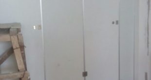 Pemasangan toiletcubicle dari PVC Board untuk RSUD Padangan Bojonegoro