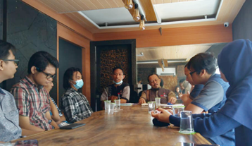 sewa ruang rapat surabaya